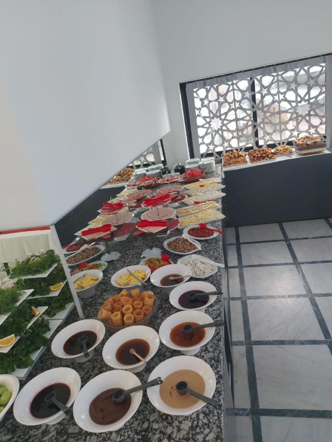 Roxx Royal Hotel Kusadası Exteriör bild