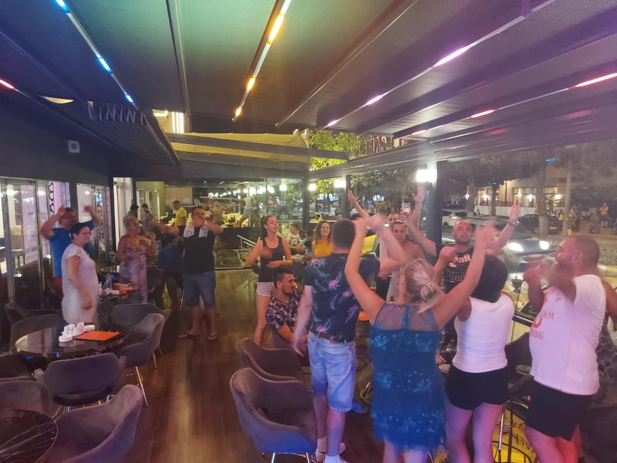 Roxx Royal Hotel Kusadası Exteriör bild